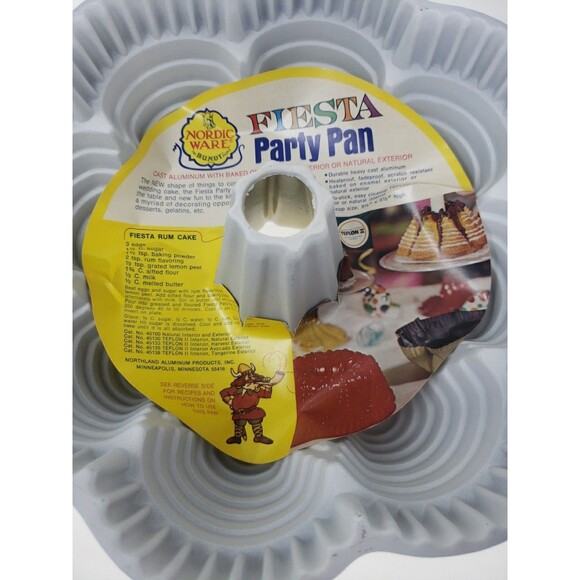 Vintage 1980s Nordic Ware Fiesta Party Pan Cast Aluminum Harvest Gold NOS USA - Picture 3 of 16